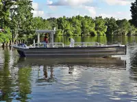 Kapal pendarat, tank untuk dijual