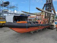 Perahu karet kaku untuk dijual