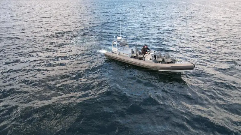 Kapal patroli untuk dijual