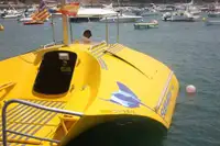 Kapal selam untuk dijual