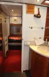 Kapal pesiar untuk dijual