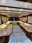 Kapal pesiar untuk dijual