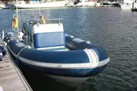 Perahu karet kaku untuk dijual