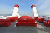 Kapal pesiar untuk dijual