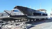 Kapal pendarat, tank untuk dijual