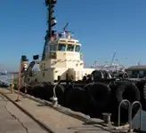 Kapal penarik dijual