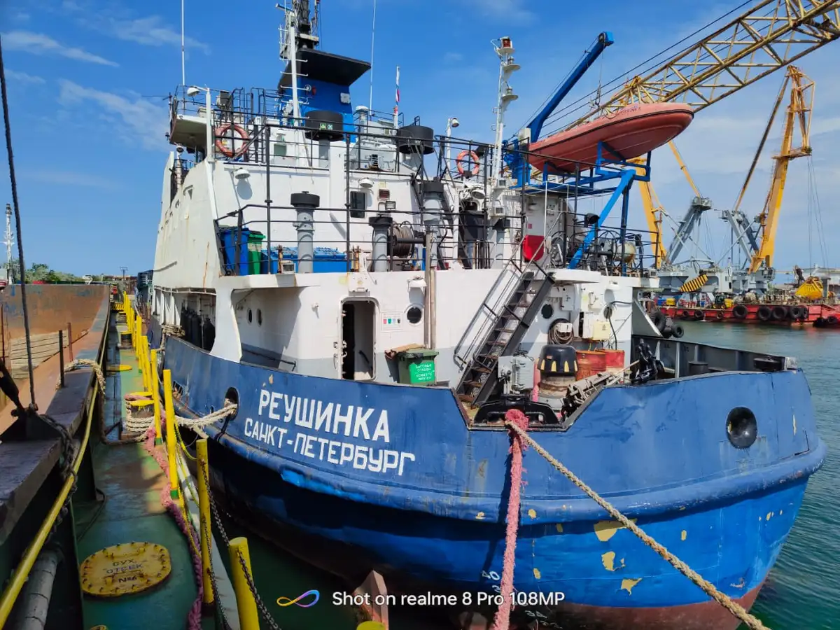 Kapal keruk untuk dijual