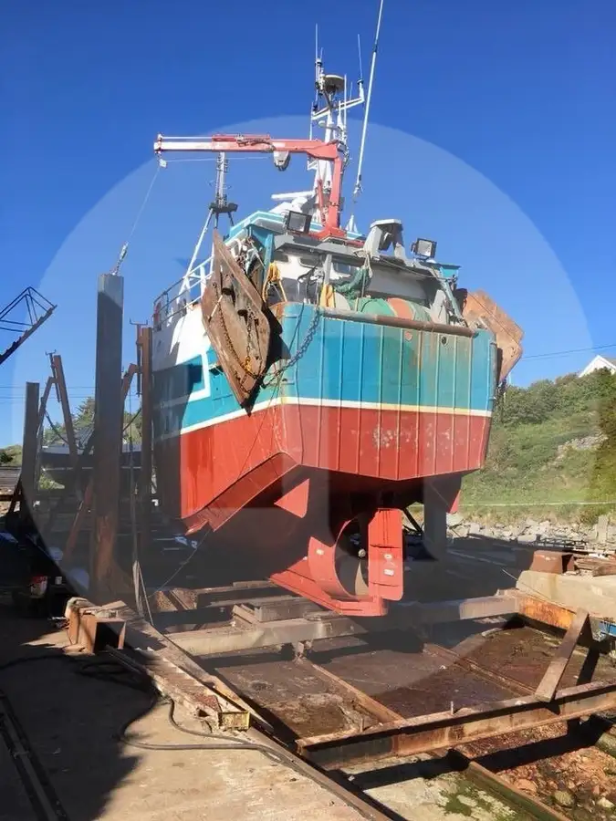 Kapal pukat jaring untuk dijual