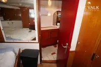 Kapal penelitian untuk dijual