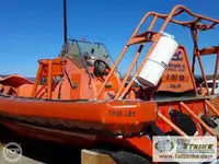 Kapal penyelamat untuk dijual