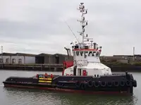 Kapal penarik dijual