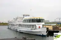 Kapal pesiar dijual