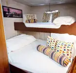 Kapal pesiar untuk dijual