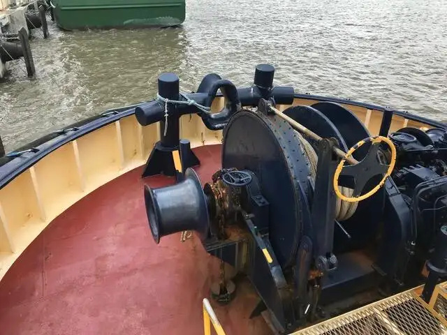 Kapal tunda untuk dijual