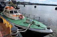 Kapal patroli untuk dijual