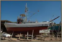 Kapal pemadam kebakaran dijual