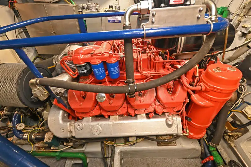 Kapal kru untuk dijual