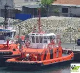 Kapal penarik dijual