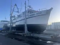 Trawler dijual