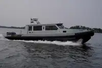 Kapal patroli untuk dijual