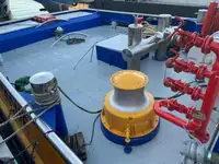 Kapal penarik dijual
