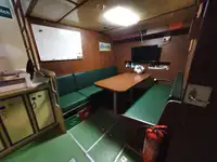 Kapal survei untuk dijual