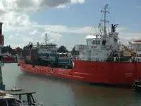 Kapal pendarat, tank untuk dijual