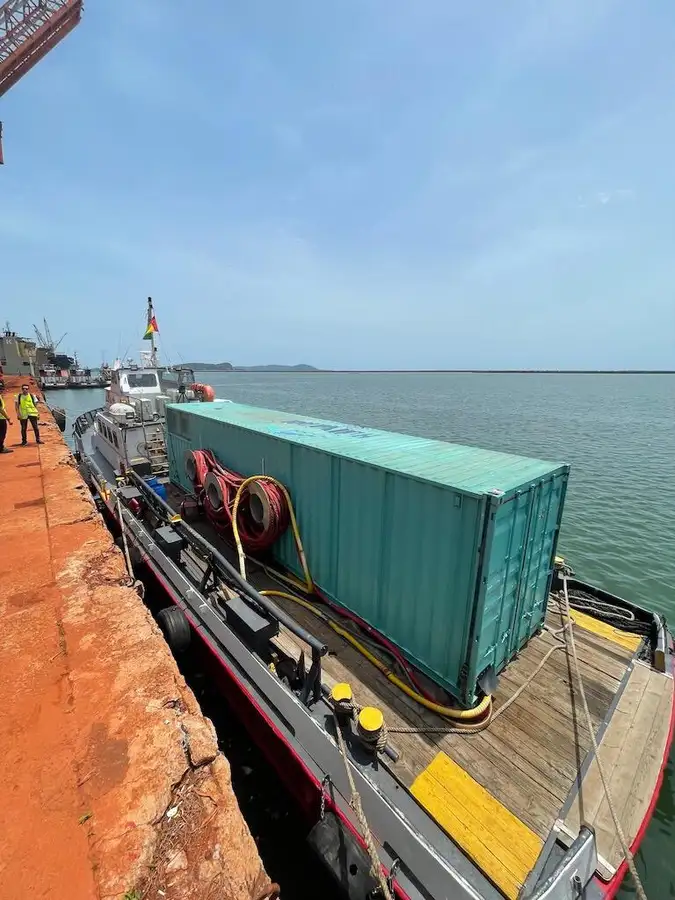 Kapal kontainer untuk dijual