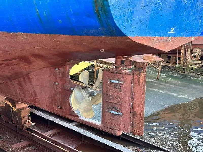 Kapal pengangkut barang curah untuk dijual