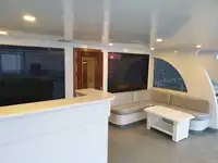 Kapal pesiar untuk dijual