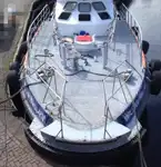 Kapal kru untuk dijual