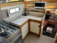 Kapal pesiar untuk dijual