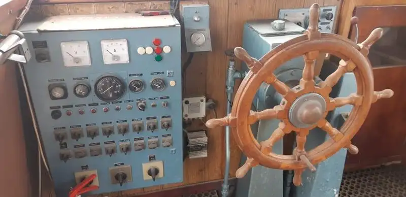Kapal pandu untuk dijual