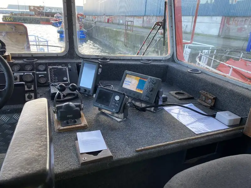 Kapal kru untuk dijual