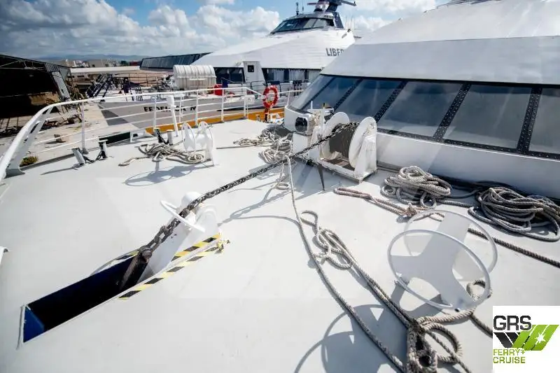 Kapal pesiar untuk dijual