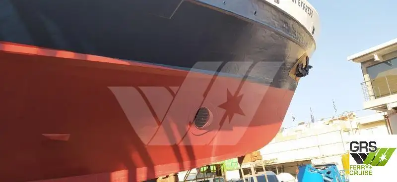 Kapal penumpang untuk dijual