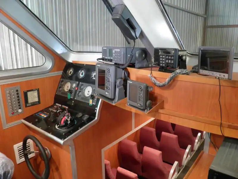 Kapal kru untuk dijual