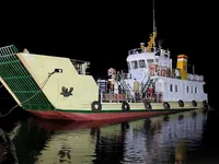 Kapal pendarat, tank untuk dijual