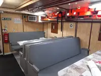Kapal kru untuk dijual
