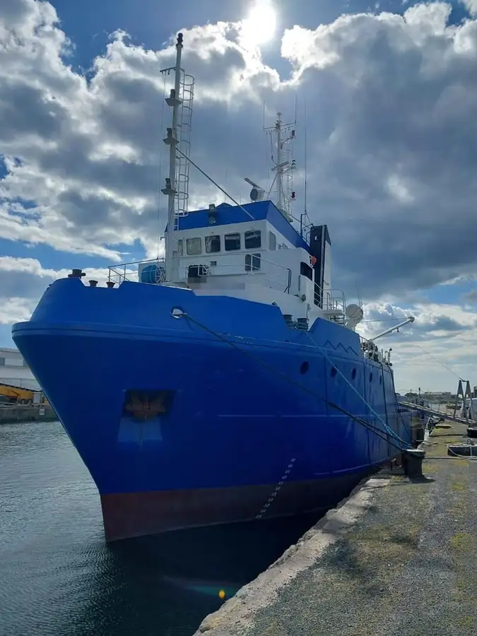 Kapal kontainer untuk dijual