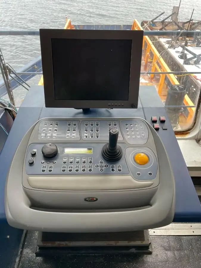 Kapal suplai untuk dijual