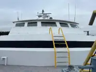 Kapal kru untuk dijual