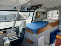 Kapal penelitian untuk dijual