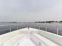 Kapal pesiar untuk dijual