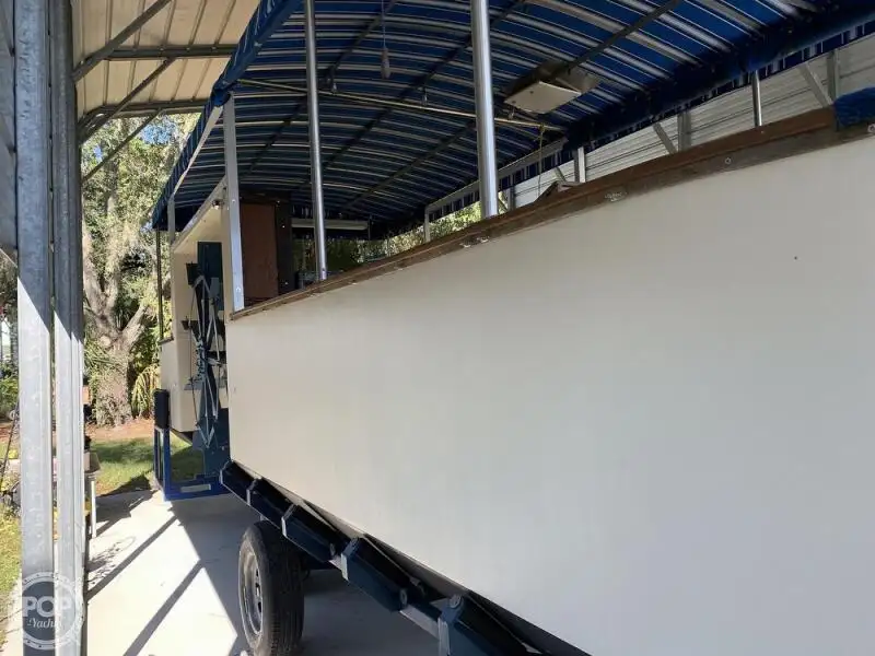 Kapal pesiar untuk dijual