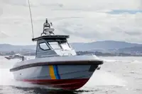 Kapal patroli untuk dijual