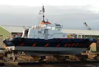 Kapal kru untuk dijual