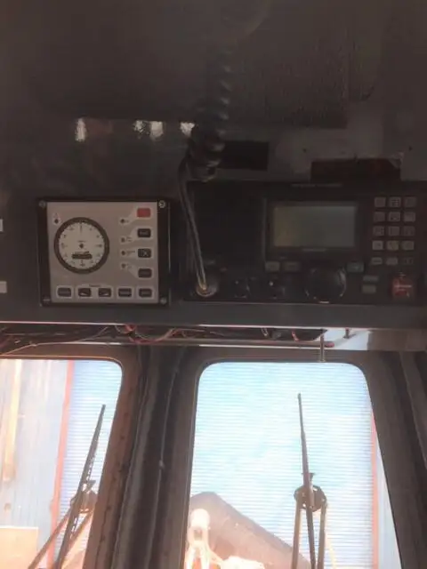 Kapal kru untuk dijual