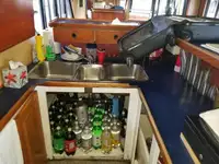 Kapal pesiar untuk dijual
