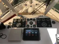 Kapal pesiar untuk dijual